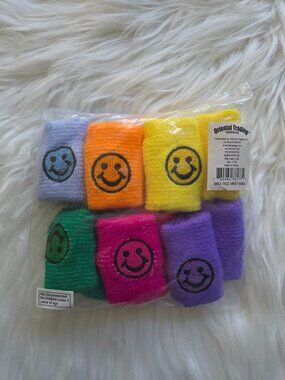 Oriental Trading Company Set of 6 Wristbands